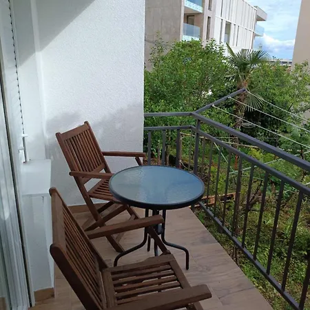 Apartament Garfild