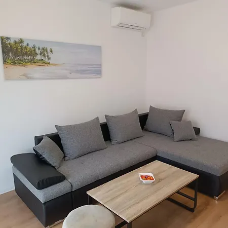 Garfild Apartamento *